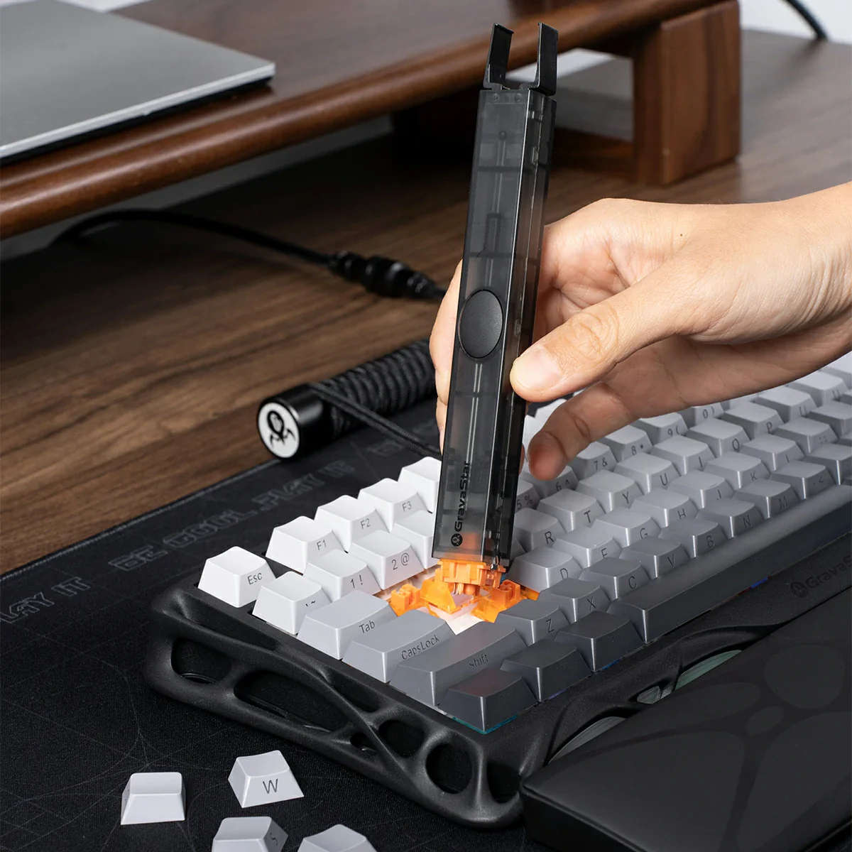 GravaStar 2-in-1 Tastenkappen- und Switch-Abzieher für K-Serie - Image 4